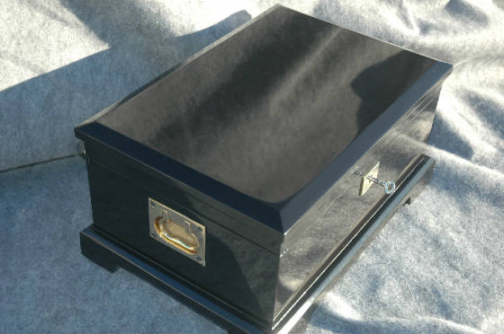 black lacquar keepsake box lock and  top front