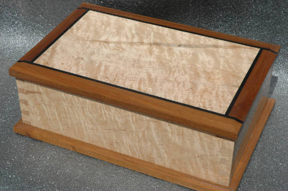 decorative maple wood memory box trim  top front